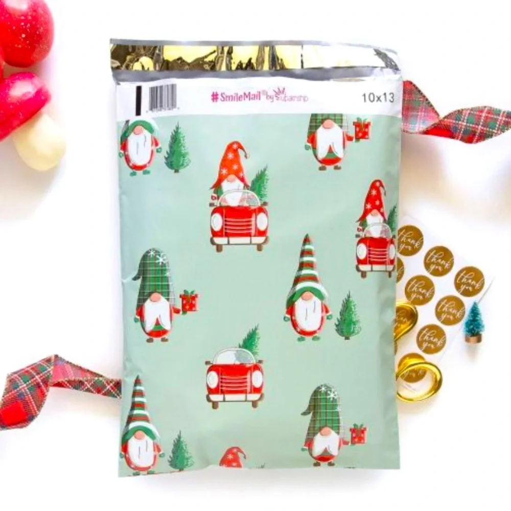 Christmas Gnome Holiday Poly Mailers Designer Shipping Bags Nwt